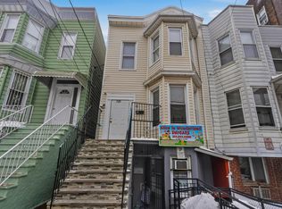 725 17th St, Union City, NJ