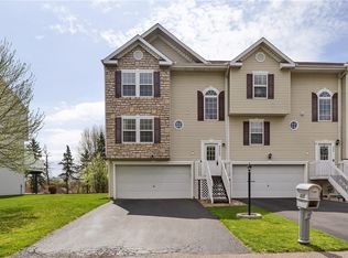 525 Ten Point Ln, Cranberry Township, PA 16066