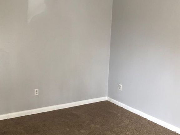 3rd image of 6140 Owen St
