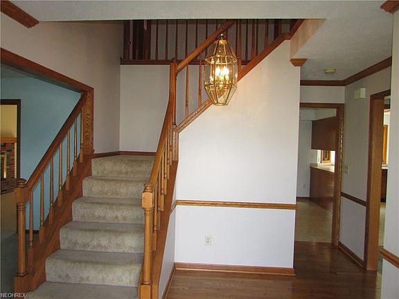 2nd image of 2986 Peterboro Dr