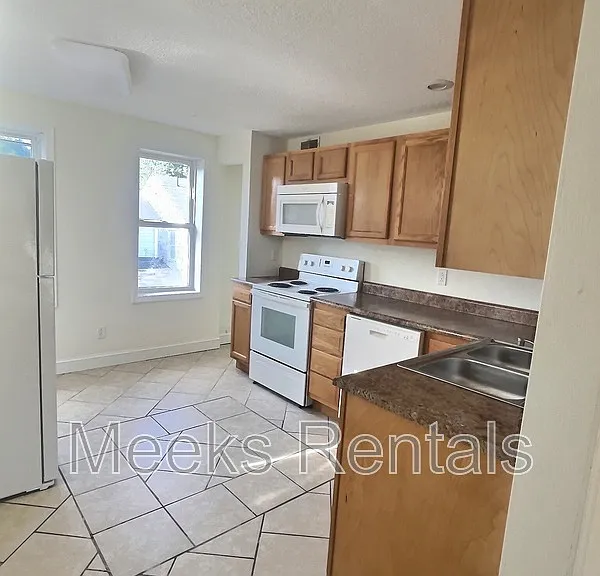 414 W 9th Ave — Photo 1
