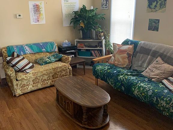 5th image of 306 13th Ave NE Unit 2