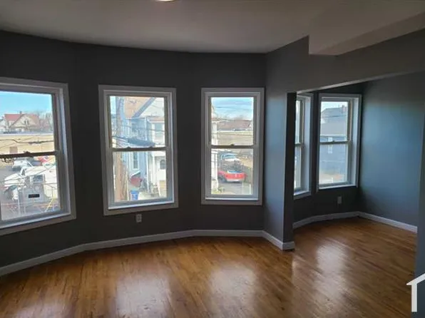 167 Lee Ave, Bridgeport, CT 06605