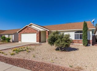 1682 S Weaver Dr, Apache Junction, AZ 85120