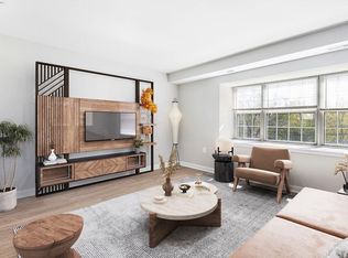 3401 38th St NW #1B-P02-304, Washington, DC 20016
