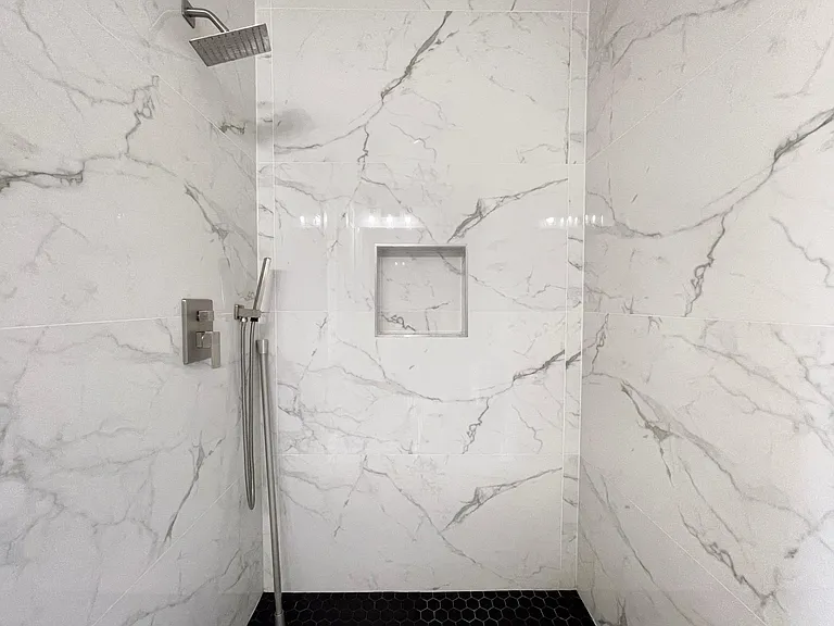 1267 Emerson St NE — Photo 17