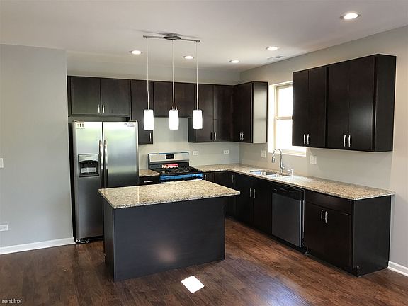 2nd image of 2440 W Arthington St #2