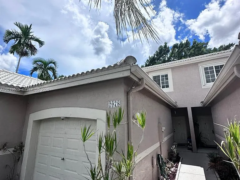 2078 Madeira Dr #0 — Photo 2