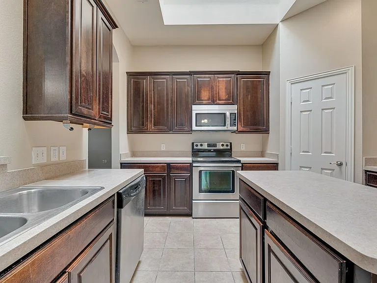 621 Tumbleweed Dr — Photo 17