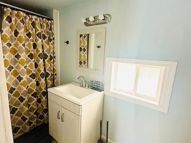 10 Garfield Ave #2 — Photo 7
