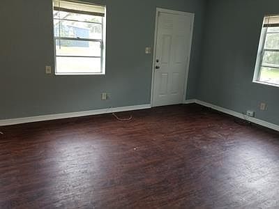 3rd image of 18 Rollins Ave