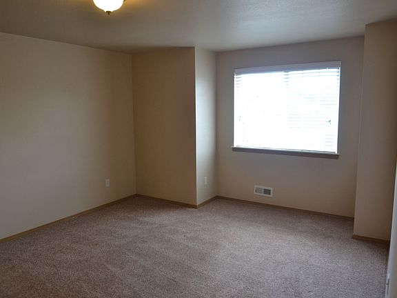 5th image of 18302 107th Street Ct E
