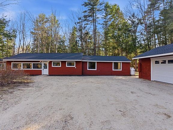 2nd image of 161 Grandview Road