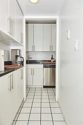 Rented by Park River | media 13