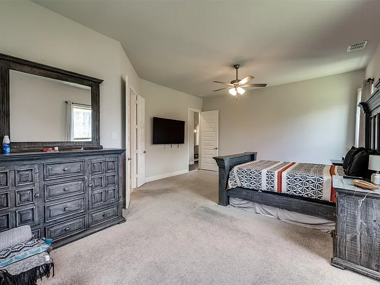 333 Foxthorne Way — Photo 17