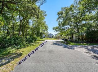 110 NW 27th St, Oak Island, NC 28465