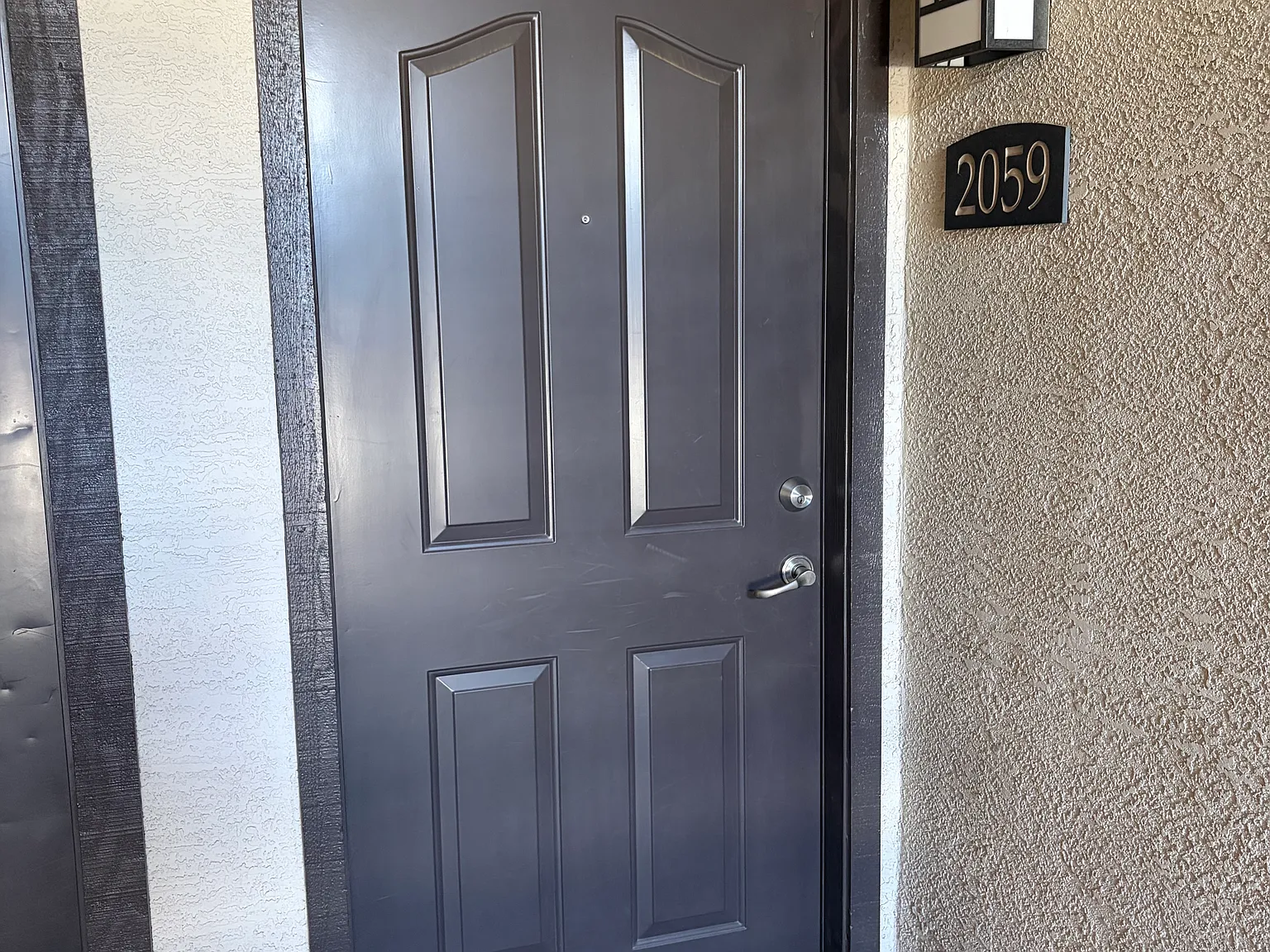 2 bed, 941 sqft, $1,595 — Photo 2