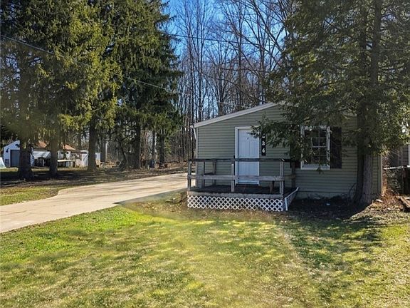 2nd image of 234 Oakwood St