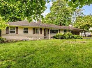 39 Scotch Ln, Rochester, NY 14617