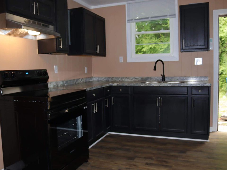 1st image of 1001 W Orange St #A