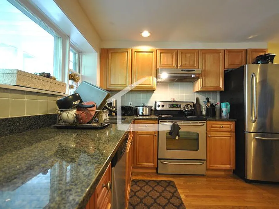 39 Addington Rd #2