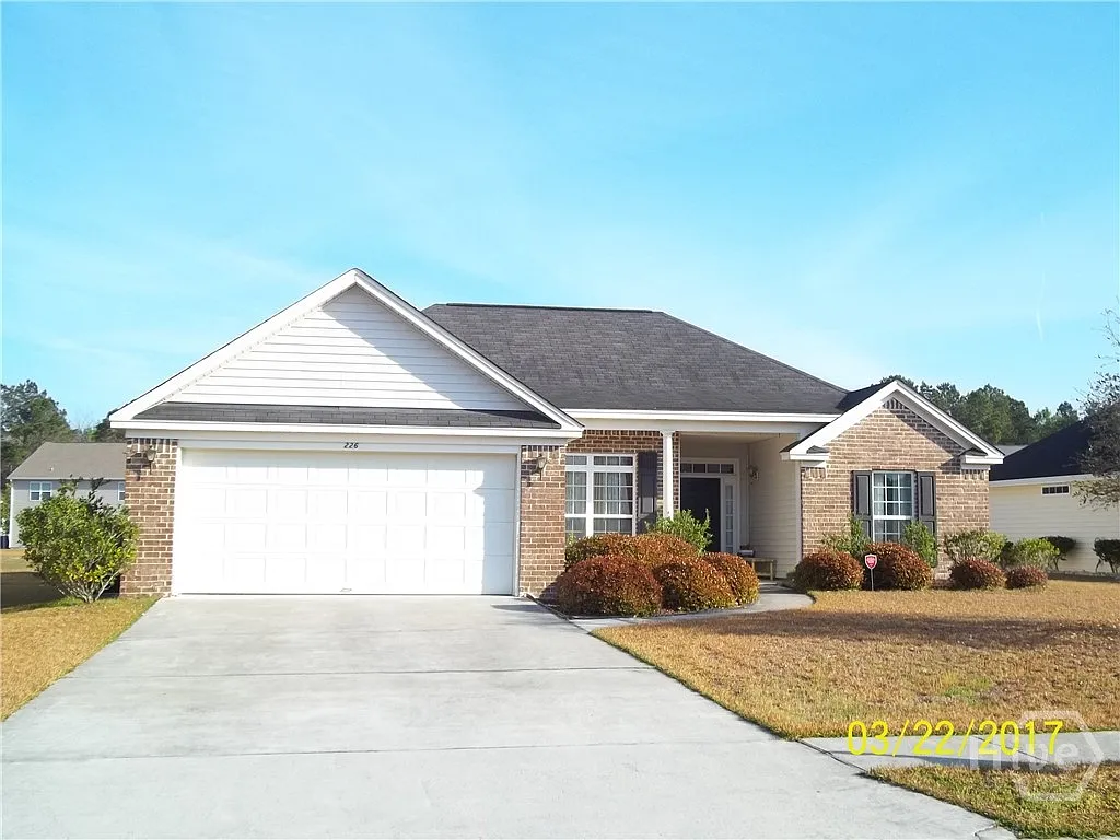 3 bed, 2.0 bath, 1603 sqft, $2,100 — Photo 1