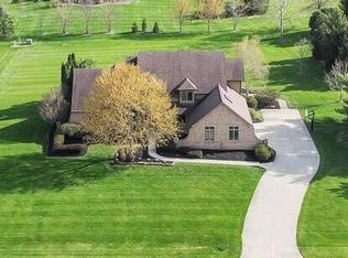 1909 Roundwyck Ln, Powell, OH