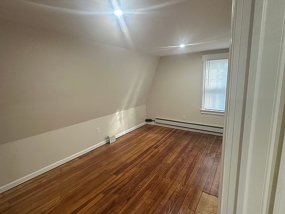 4th image of 95 Hopkins Pl Floor 3