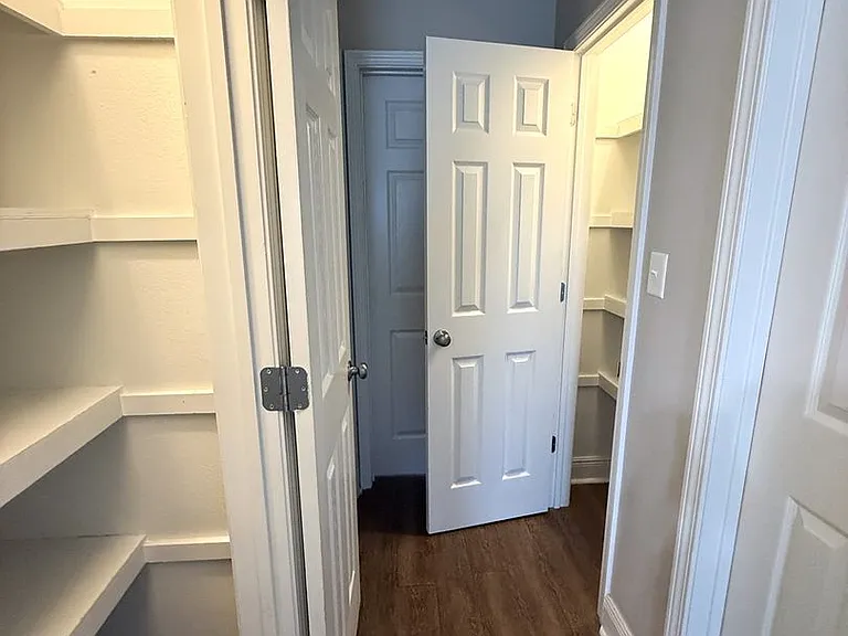 2802 Miller Ave — Photo 12