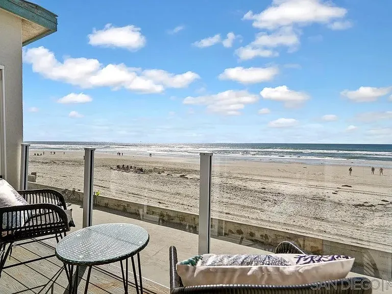 3911 Ocean Front Walk — Photo 17
