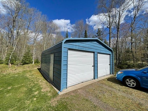 3rd image of 4172W Clover Road