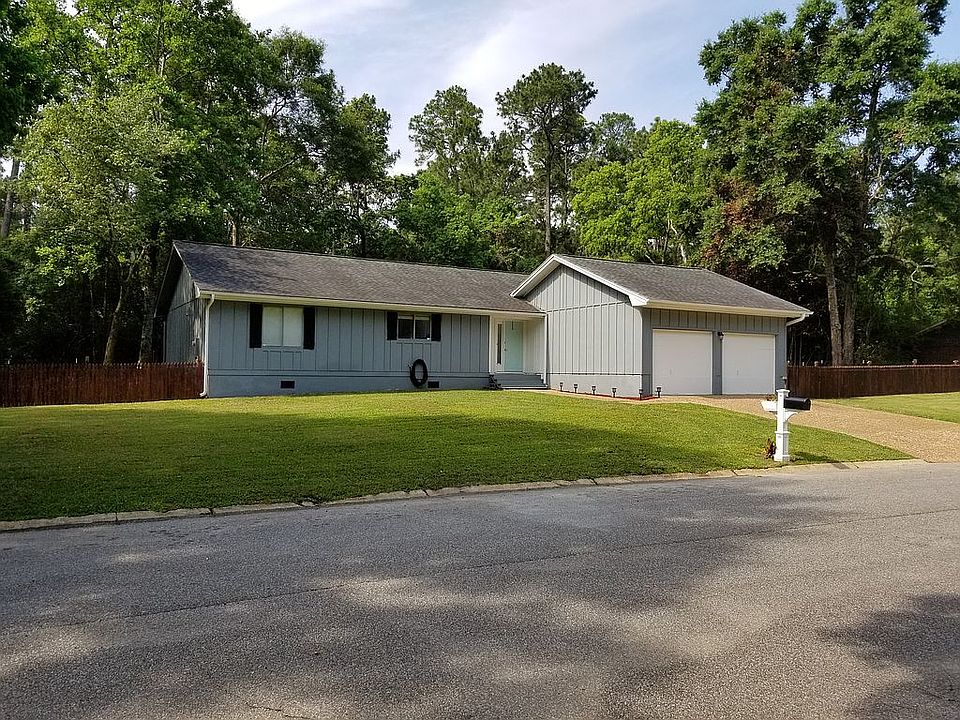 1st image of 1221 Chisholm Trl