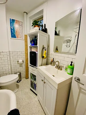 Rented by LJ Sloane Management | media 21