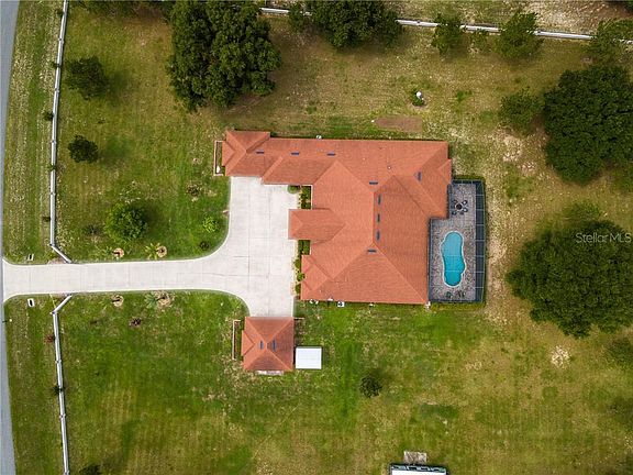 3rd image of 24809 Derby Dr