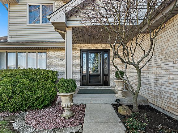2nd image of 17915 Crooked Creek Ct