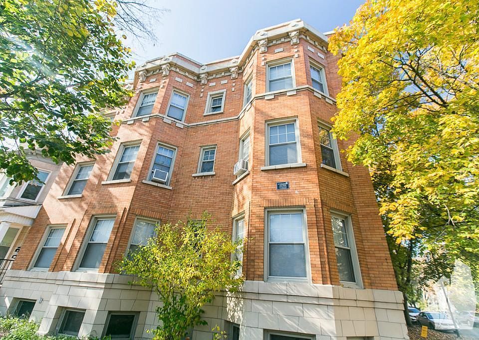 1st image of 1603 W Berteau Ave #1JJ