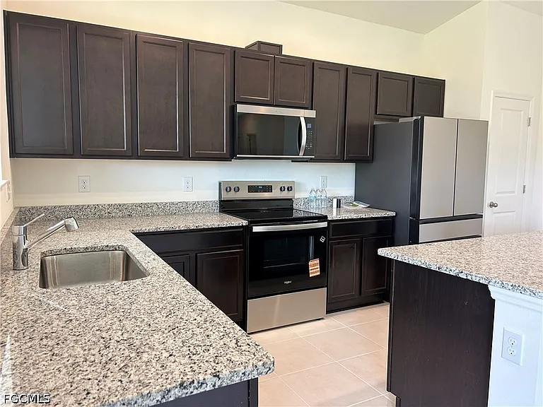6548 Estero Bay Dr — Photo 3
