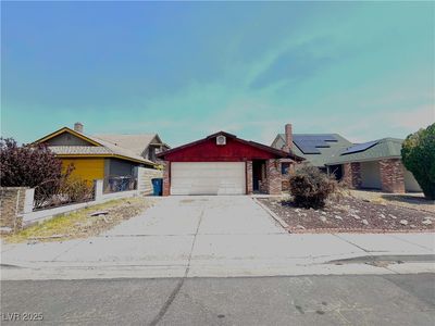 653 Lineshack Ln, Las Vegas, NV, 89110