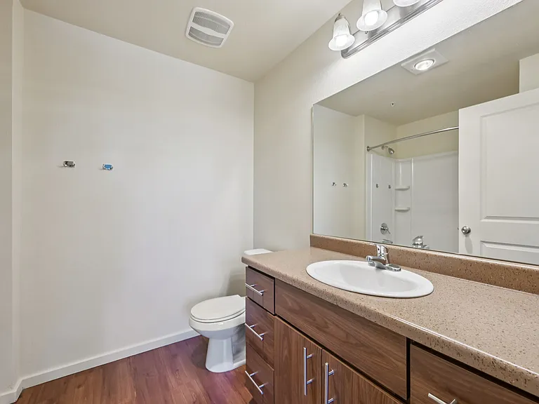 Copper Creek Apts — Photo 18