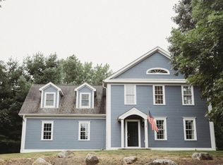 34 Fallon Rd, Pawcatuck, CT 06379