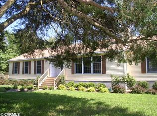 454 Bald Eagle Rd, White Stone, VA 22578