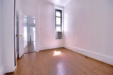 Rented by Urbane Brokerage