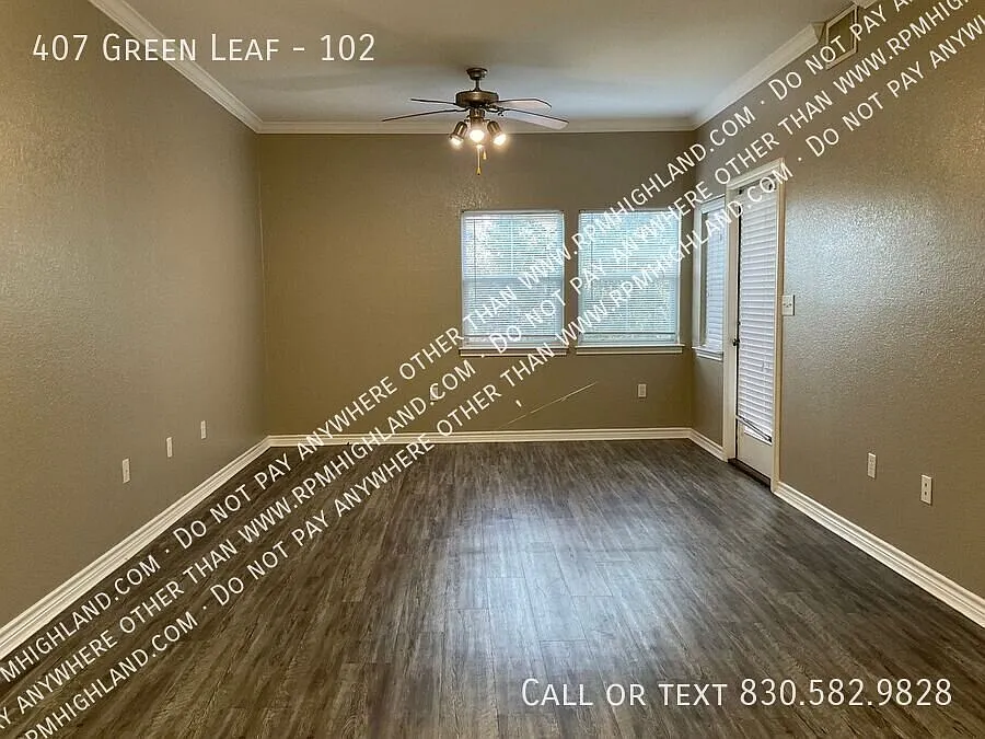 First Floor Unit- 1 Bedroom 1 Bathroom Spacious Apartment In The Beautiful Horseshoe Bay, Tx. — Photo 2