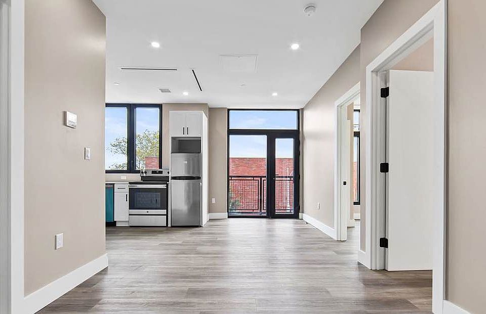 1st image of 2809 Tilden Ave #1F