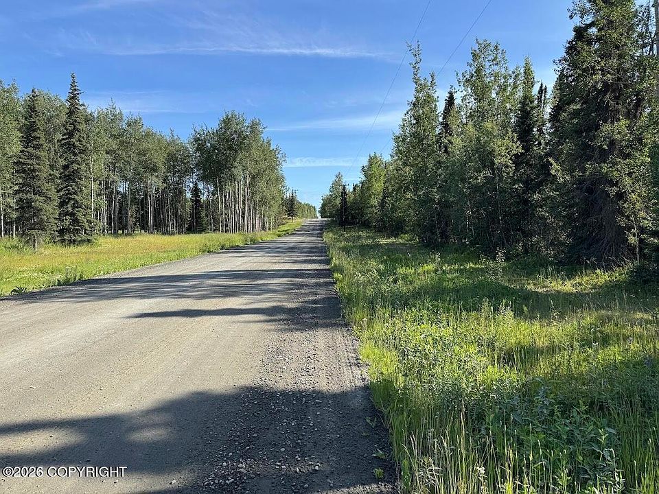 2nd image of 8B2 Lake Rd