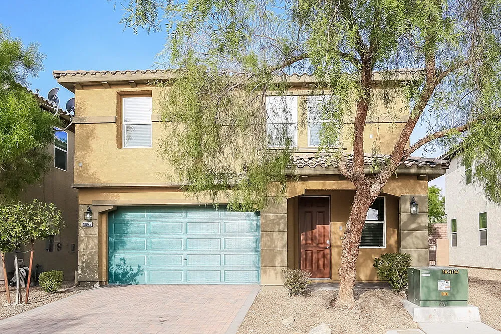 4 bed, 2.5 bath, 2590 sqft, $2,665 — Photo 1