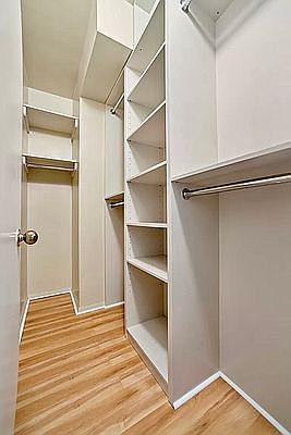 4th image of 205 E 68th St #T3c