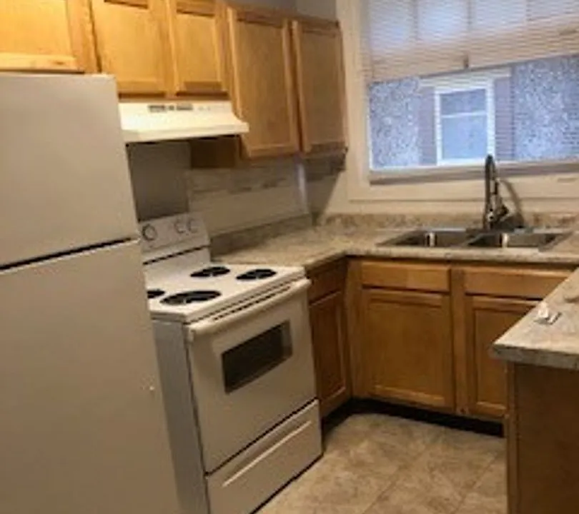 3558 Washington Blvd #2