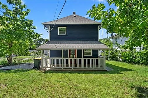 3627 Woodland Ave — Photo 4