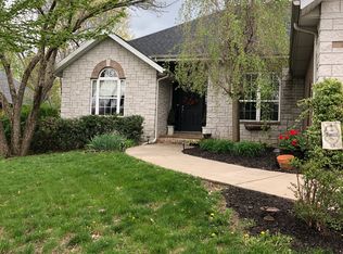 836 Brook Forest Rd, Nixa, MO 65714